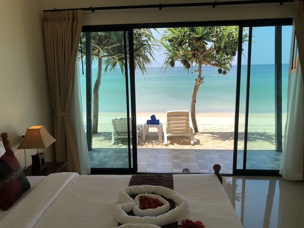 Imagen de la habitación del Hotel Lanta Seafront Resort. Foto 12