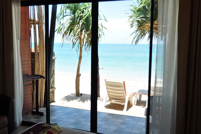 Imagen de la habitación del Hotel Lanta Seafront Resort. Foto 19