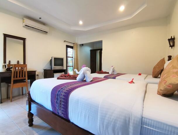 Imagen de la habitación del Hotel Lanta Whiterock Resort. Foto 18