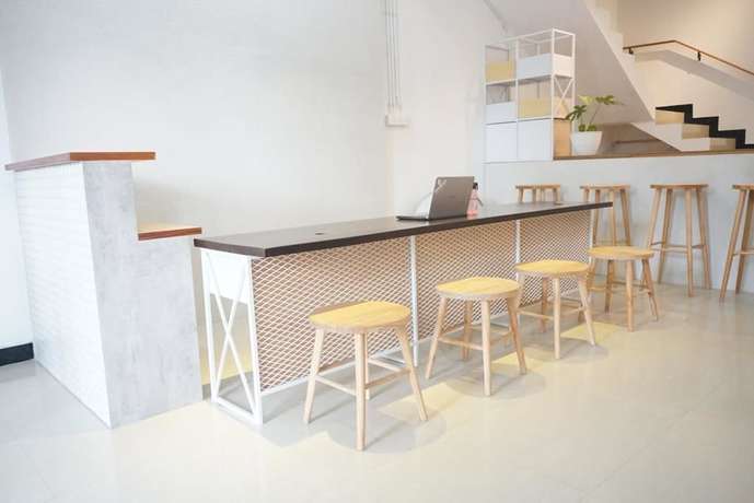 Imagen de los interiores del Hotel Lantai Dua Jogja - Hostel. Foto 17