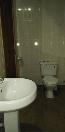 Imagen de la habitación del Hotel Lantana Comfy. Foto 5