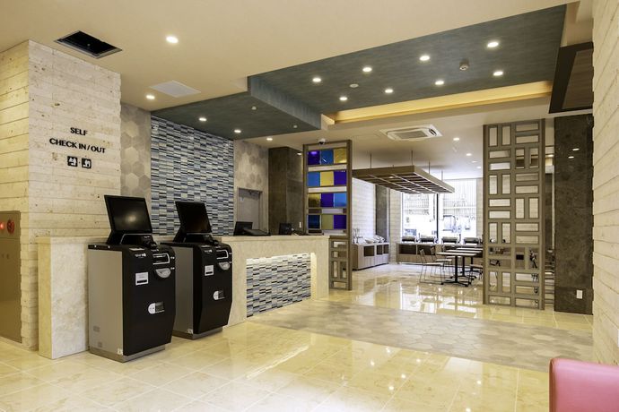 Imagen de los interiores del Hotel Lantana Naha Matsuyama. Foto 9