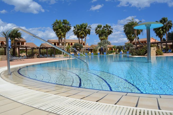 Imagen general del Hotel Lantana Resort and Apartments. Foto 3