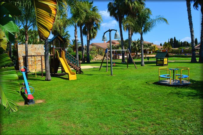 Imagen general del Hotel Lantana Resort and Apartments. Foto 4