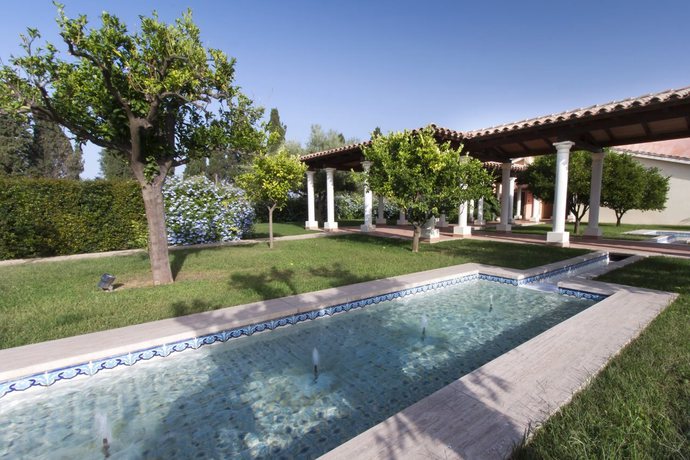 Imagen general del Hotel Lantana Resort and Apartments. Foto 6