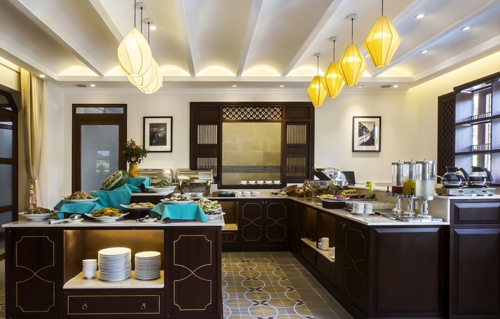 Imagen del bar/restaurante del Hotel Lantana Riverside Hoi An. Foto 4