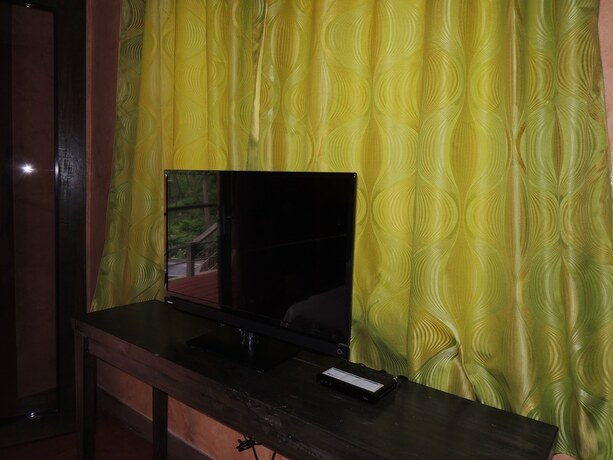 Imagen de la habitación del Hotel Lantawan Resort. Foto 21