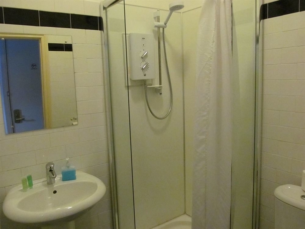 Imagen de la habitación del Hotel Lantern Guest House, Edimburgo. Foto 11