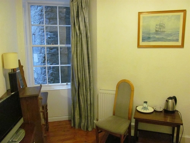 Imagen de la habitación del Hotel Lantern Guest House, Edimburgo. Foto 15