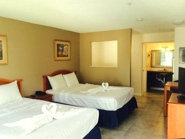 Imagen de la habitación del Hotel Lantern Inn And Suites. Foto 4