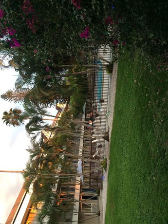Imagen de los exteriores del Hotel Lantern Inn And Suites. Foto 11