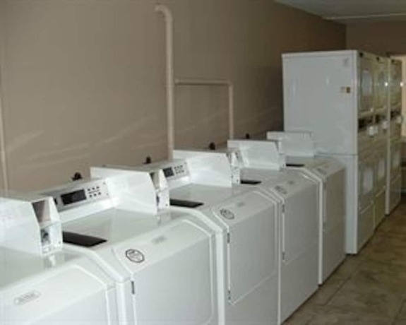 Imagen de los interiores del Hotel Lantern Inn And Suites. Foto 13