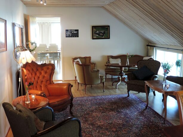 Imagen del bar/restaurante del Hotel Lanthotell L&ouml;gn&auml;s G&aring;rd. Foto 12