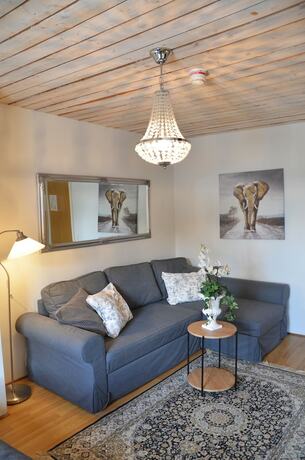 Imagen de la habitación del Hotel Lanthotell L&ouml;gn&auml;s G&aring;rd. Foto 16
