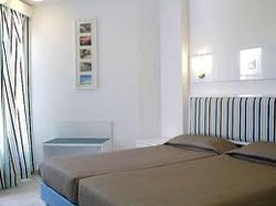 Imagen de la habitación del Hotel Lantiana Gardens. Foto 2