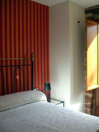 Imagen de la habitación del Hotel L'antic Portal. Foto 3