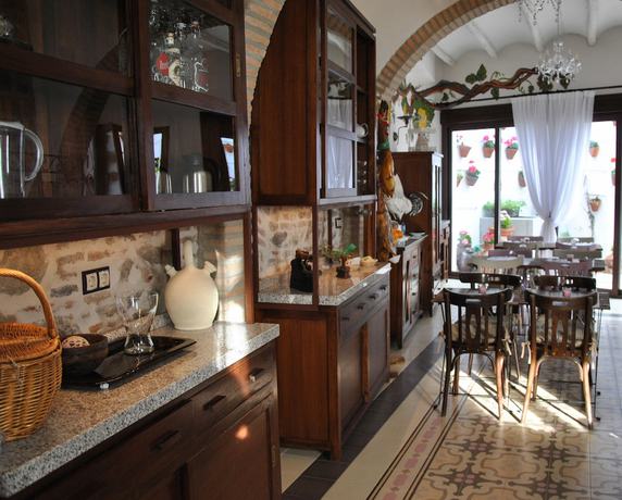 Imagen del bar/restaurante del Hotel Lantigua Casa Rural. Foto 2