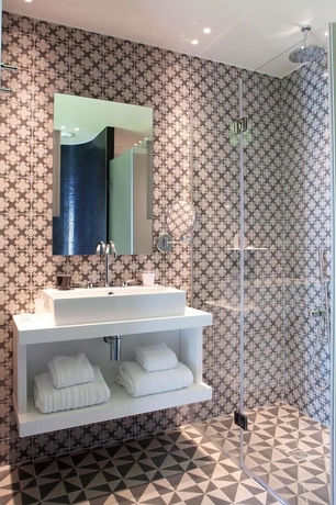 Imagen de la habitación del Hotel L'antoine. Foto 10