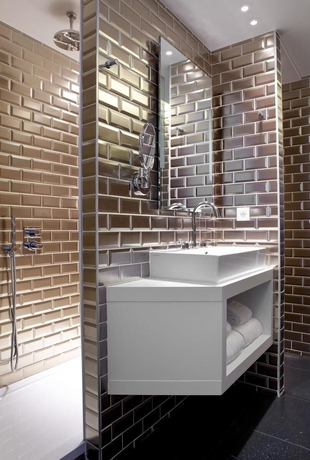 Imagen de la habitación del Hotel L'antoine. Foto 11