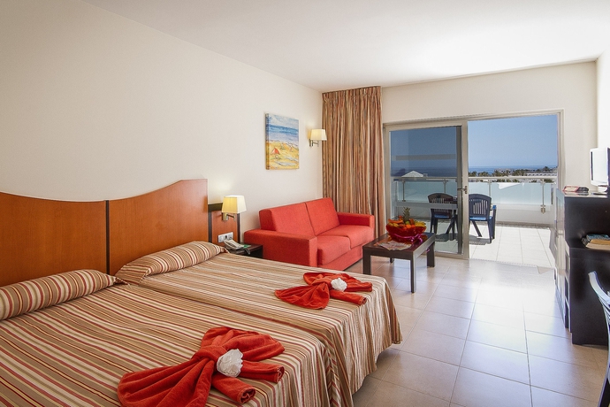 Imagen de la habitación del Hotel Lanzarote Village. Foto 6