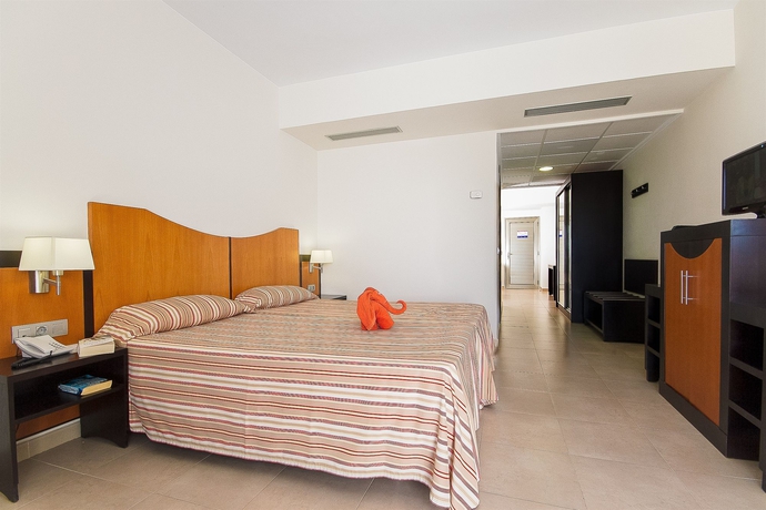Imagen de la habitación del Hotel Lanzarote Village. Foto 9