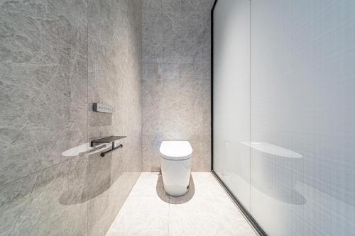 Imagen general del Hotel Lanzhou Xiguan Cross Zhongshan Bridge Yifei. Foto 10