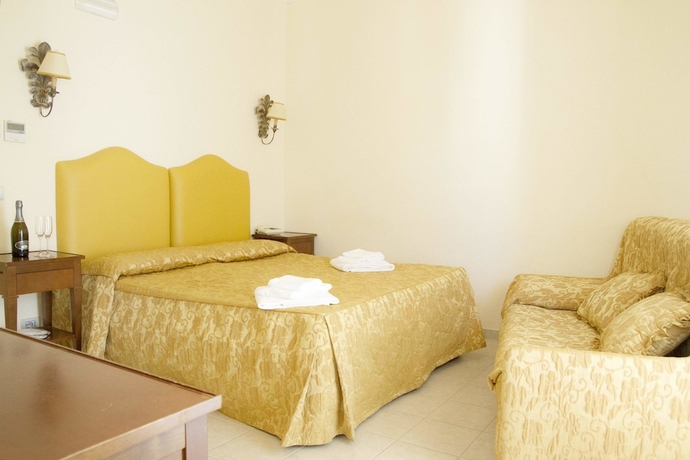 Imagen de la habitación del Hotel Lanzillotta. Foto 9