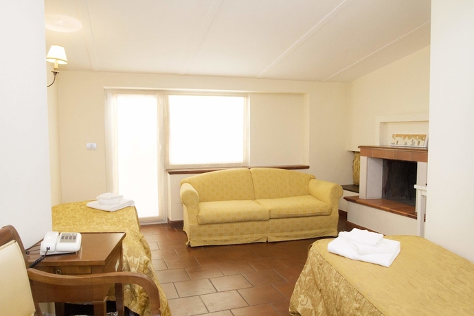 Imagen de la habitación del Hotel Lanzillotta. Foto 15