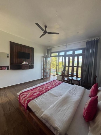 Imagen de la habitación del Hotel Lap of Himalayas Resort Kausani. Foto 3