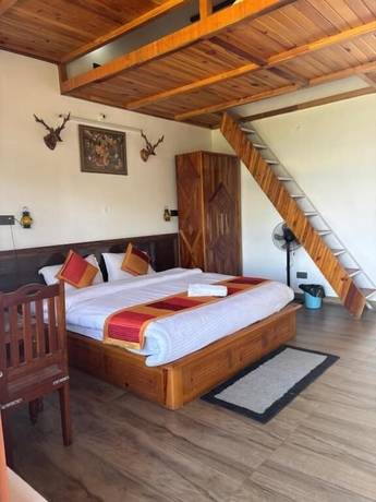 Imagen de la habitación del Hotel Lap of Himalayas Resort Kausani. Foto 7