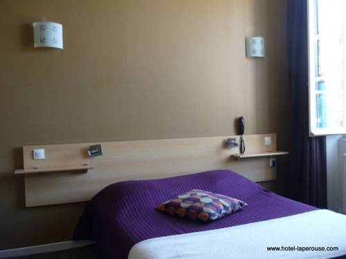 Imagen de la habitación del Hotel Laperouse. Foto 13