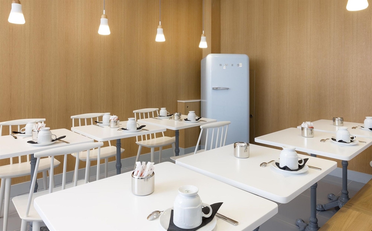 Imagen del bar/restaurante del Hotel Lapin Blanc. Foto 6