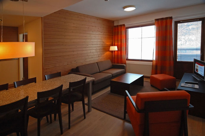 Imagen de los interiores del Hotel Lapland Hotels Riekonlinna. Foto 9