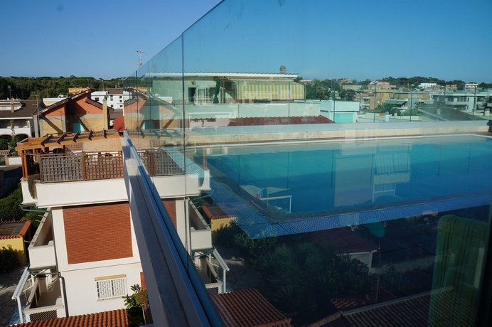 Imagen de la piscina del Hotel L'approdo, Anzio. Foto 10