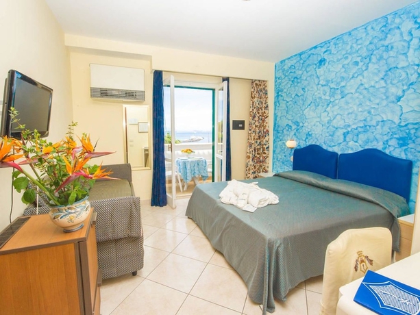 Imagen de la habitación del Hotel L'approdo, Bagni. Foto 3