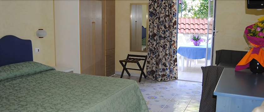 Imagen de la habitación del Hotel L'approdo, Bagni. Foto 8