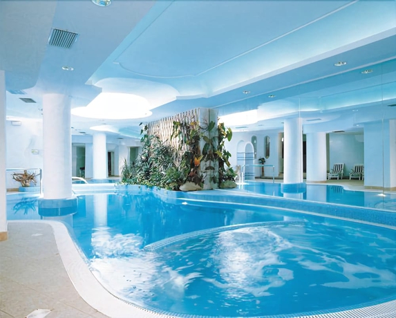 Imagen de la piscina del Hotel L'approdo, Bagni. Foto 19