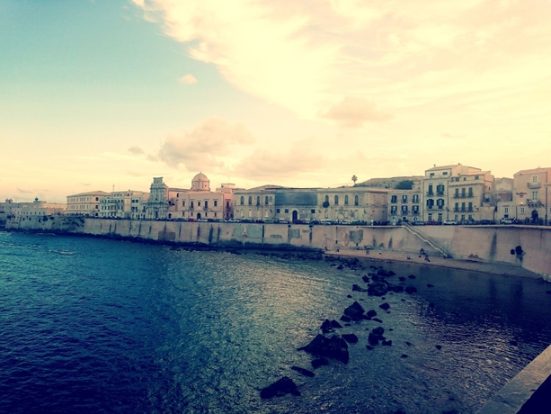 Imagen de los exteriores del Hotel L'approdo Delle Sirene. Foto 14