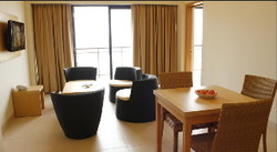 Imagen de la habitación del Hotel Laprima Hotel Komodo. Foto 12