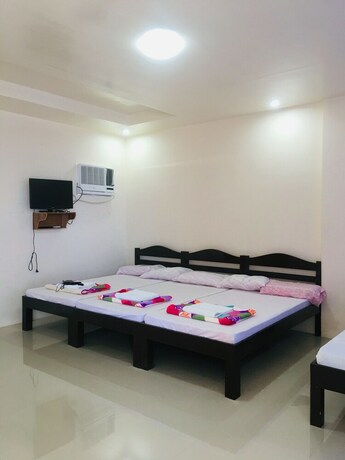 Imagen de la habitación del Hotel Lapyahan Inn. Foto 22