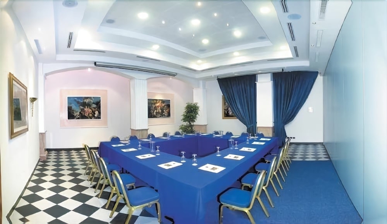 Imagen de los interiores del Hotel L'aquila. Foto 16