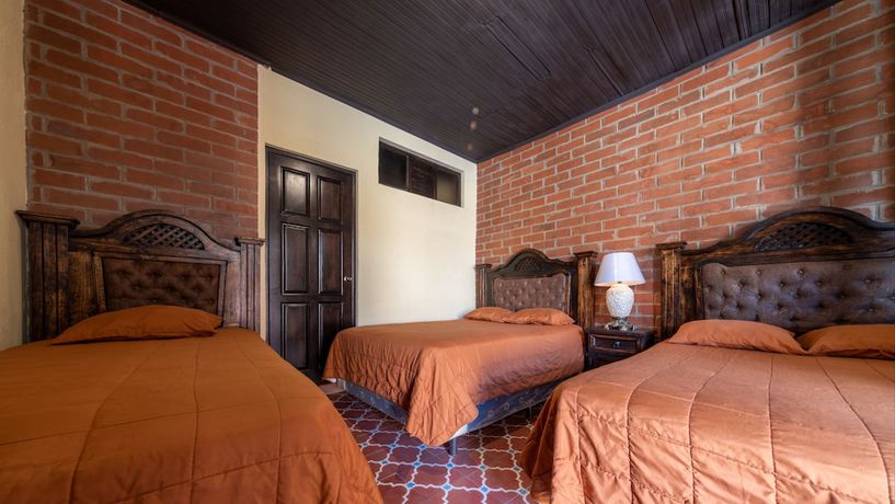Imagen de la habitación del Hotel Lar Antiqua. Foto 14
