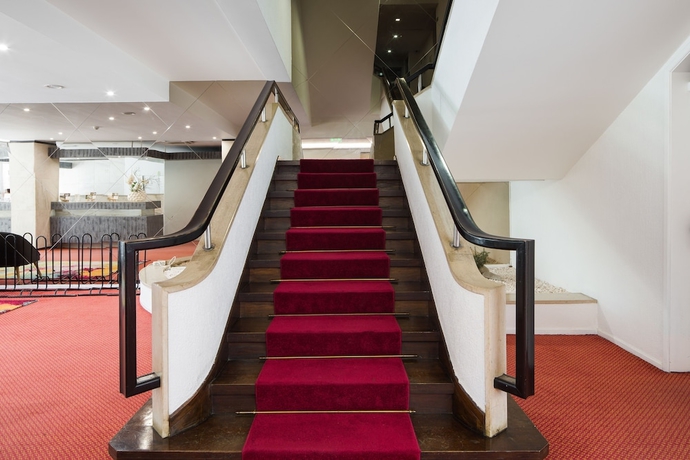 Imagen de los interiores del Hotel Lara. Foto 8