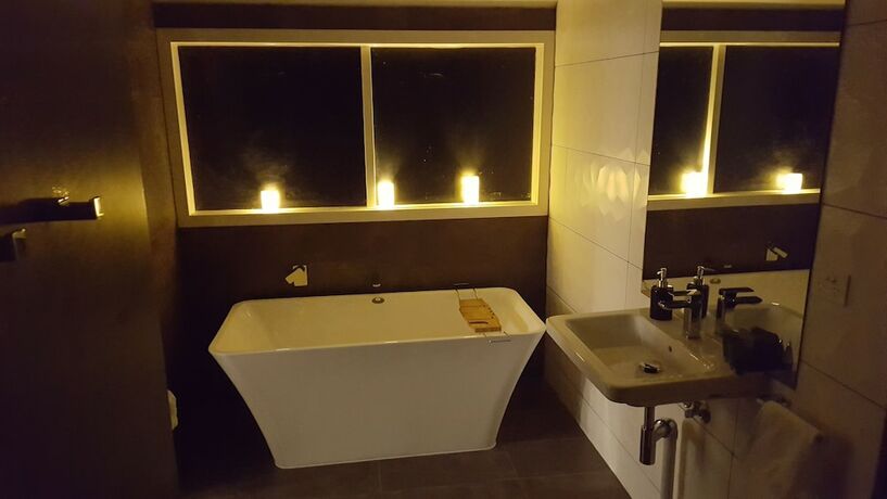 Imagen de la habitación del Hotel Lara Lodge. Foto 22