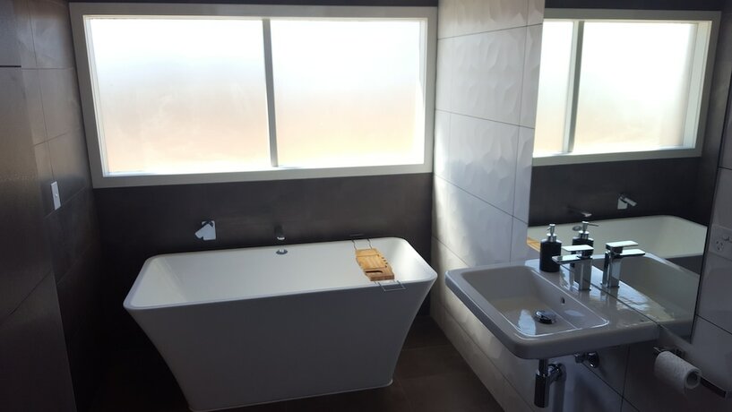 Imagen de la habitación del Hotel Lara Lodge. Foto 24