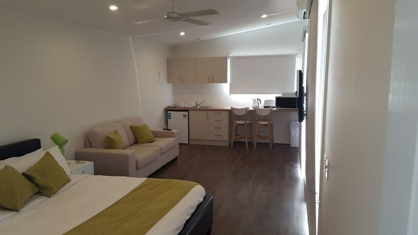 Imagen de los interiores del Hotel Lara Lodge. Foto 28