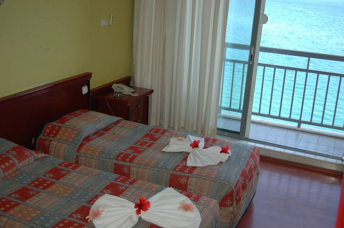 Imagen de la habitación del Hotel Lara Otel. Foto 4