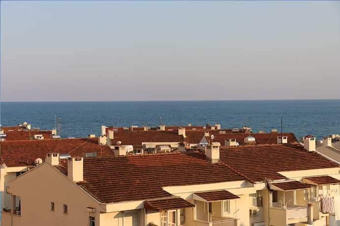 Imagen de los exteriores del Hotel Lara Palace. Foto 12