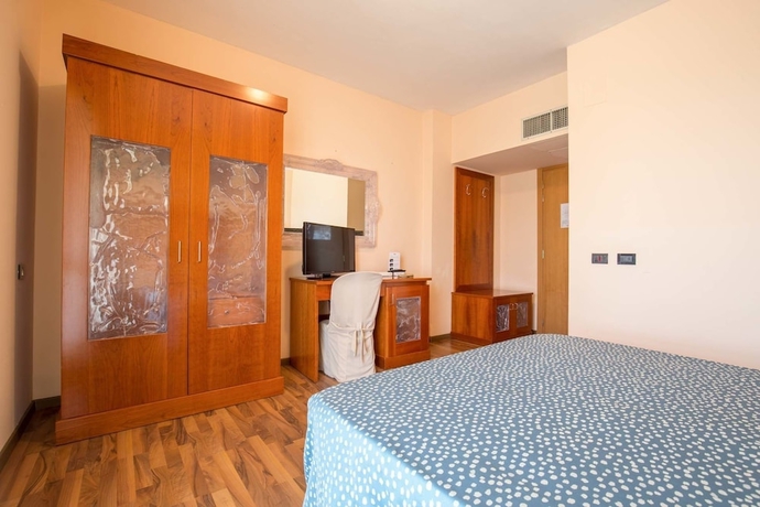 Imagen de la habitación del Hotel L'aragosta. Foto 5