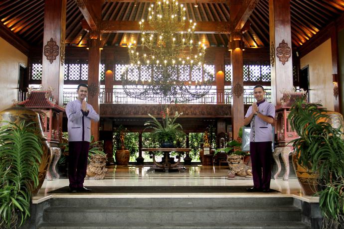 Imagen de los interiores del Hotel Laras Asri Resort and SPA. Foto 18